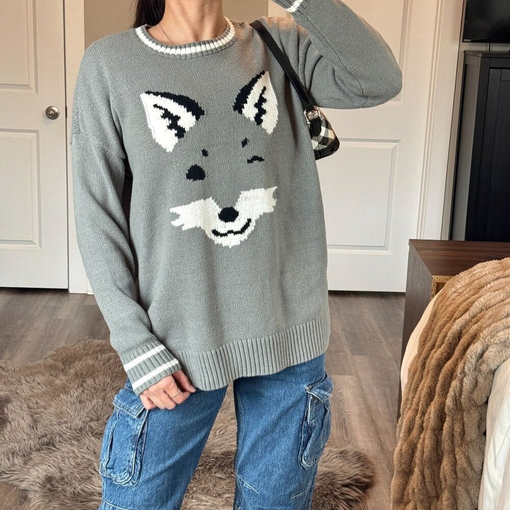 Hollister Fox Sweater Soft Cozy Gray Pullover Cute Animal Coquette Preppy Y2K